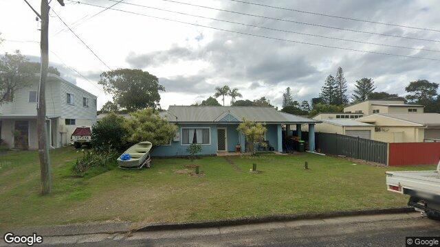 Street View near 2 BORONIA AVE