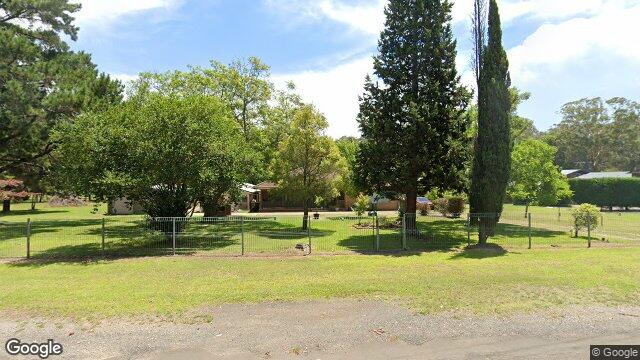 Street View near 180 BINALONG RD