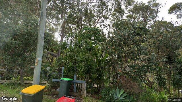 Street View near 35 HEADLAND RD