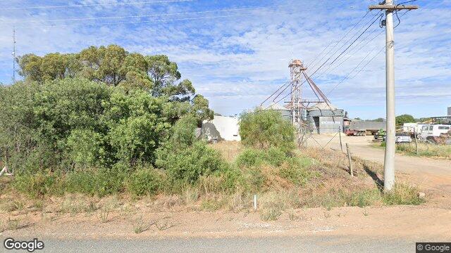 Street View near 6 A CALROSE AVE