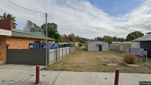 Street View near 9 MACLEAY ST