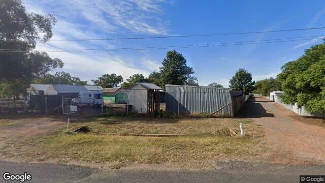 Street View near 2 NYNGAN ST