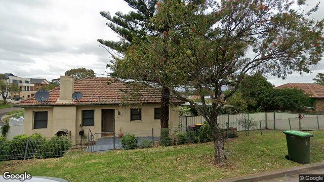 Street View near 11 B HAROLD ST