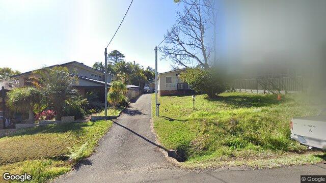 Street View near 11 A NEWLING ST