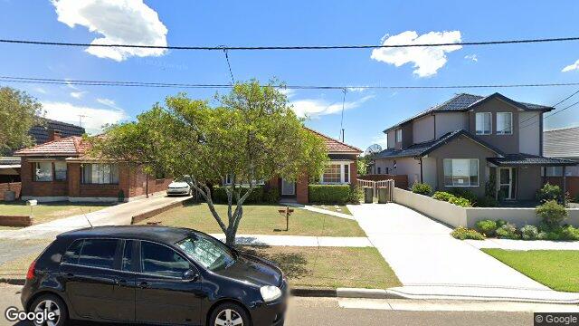 Street View near 32 MUTCH AVE