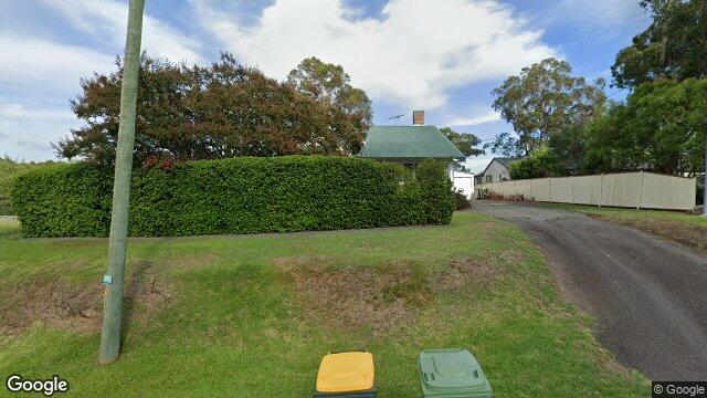 Street View near 13 MOUNT VINCENT RD