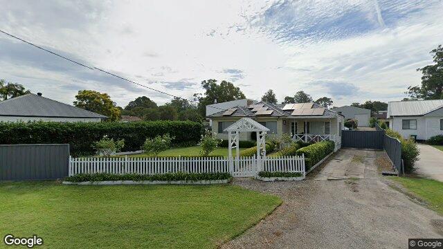 Street View near 3/11 ADAM ST