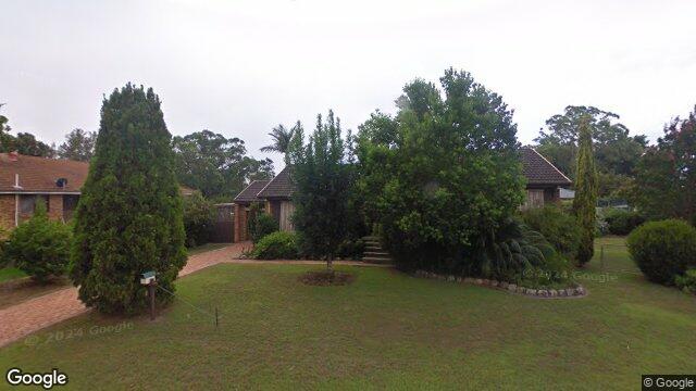 Street View near 8 THURLOW CL