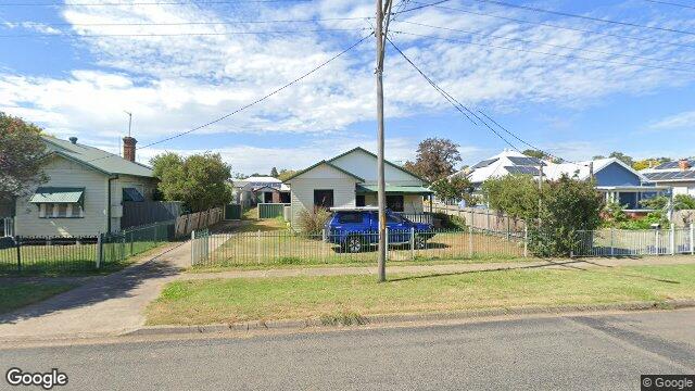 Street View near 116 SYDNEY ST