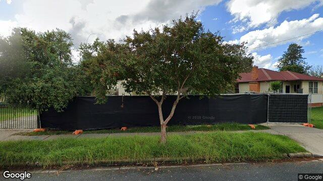 Street View near 288 SWAN ST