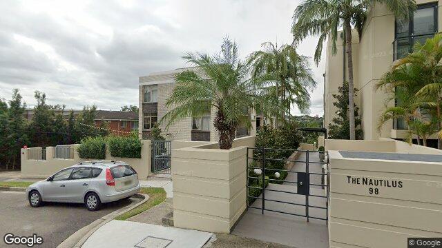 Street View near 9/100 ST GEORGES CRES