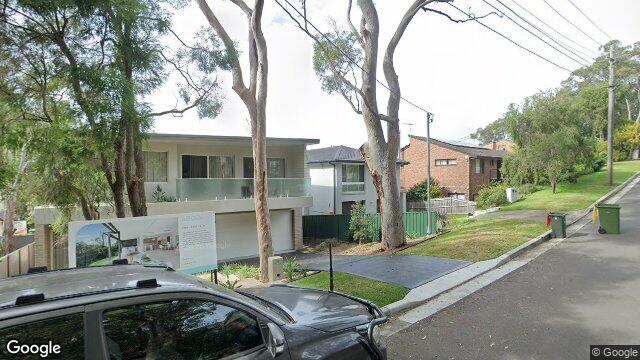 Street View near 36 COWAN ST