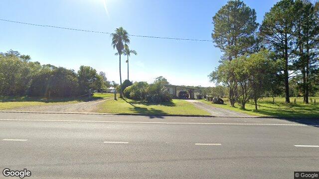 Street View near 4 ARMIDALE RD