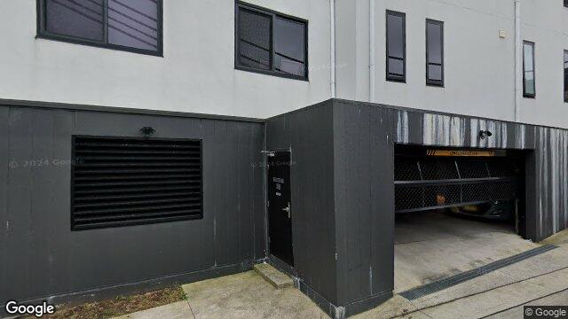 Street View near 10 A KYNASTON AVE