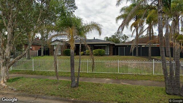 Street View near 42 MIDDLETON CRES