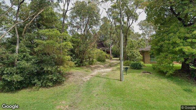 Street View near 87 LEUMEAH RD