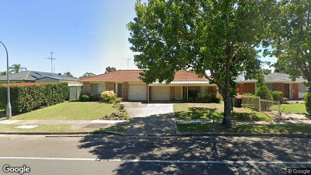 Street View near 2/112 COLONIAL DR