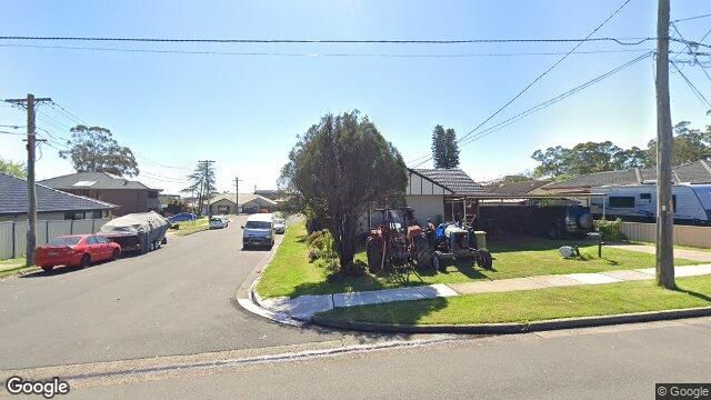 Street View near 1 ROSE AVE