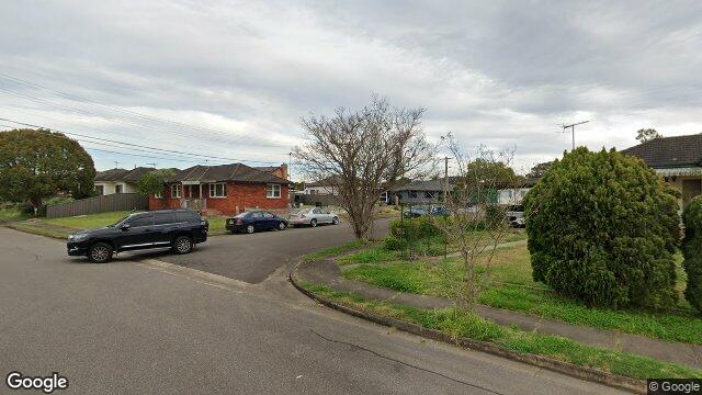 Street View near 2 SUSSMAN CRES