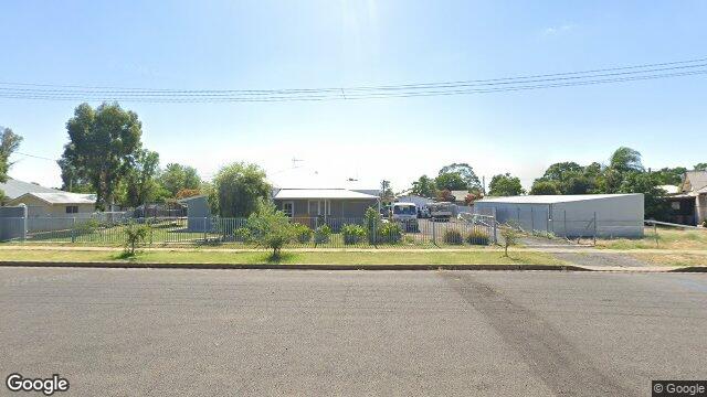 Street View near 14 MAULE ST