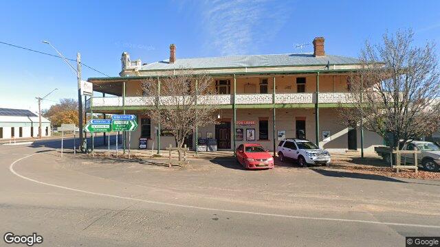 Street View near 116 DANDALOO ST