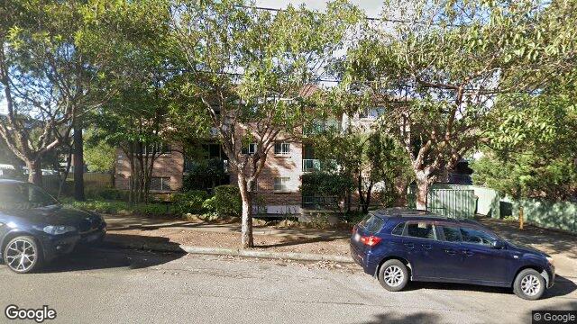 Street View near 17/113 MEREDITH ST