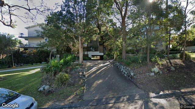 Street View near 6/8 QUEENS PDE