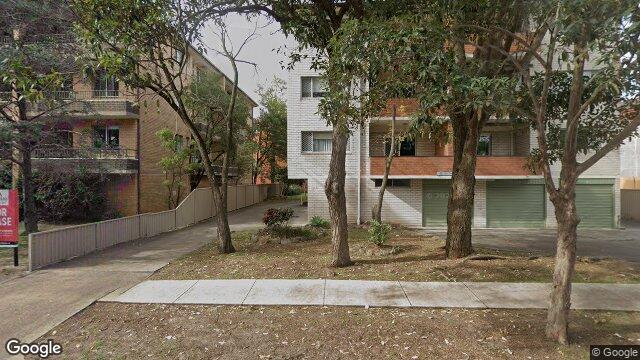 Street View near 6/98 CHUTER AVE
