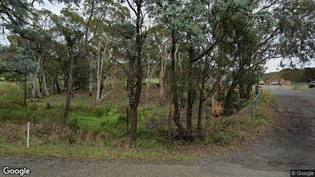 Street View near 439 TOWRANG RD