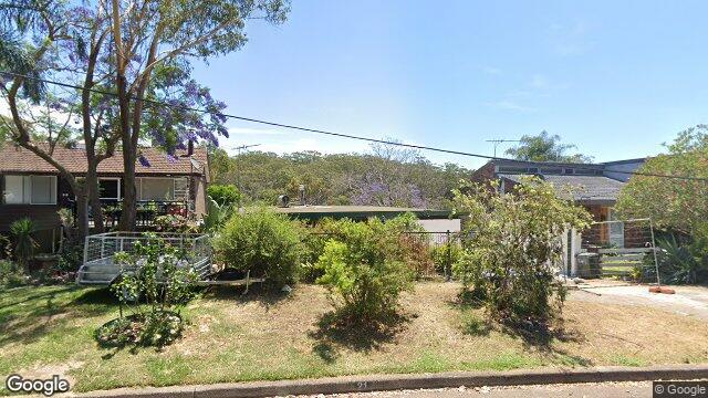 Street View near 21 BINGARA DR