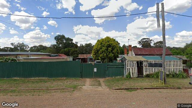 Street View near 33 BAYLIS ST