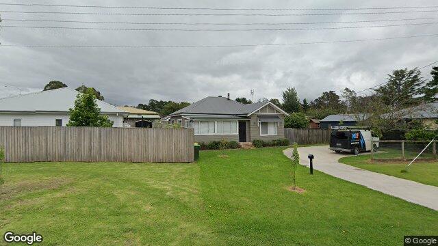 Street View near 2 MANDEMAR ST