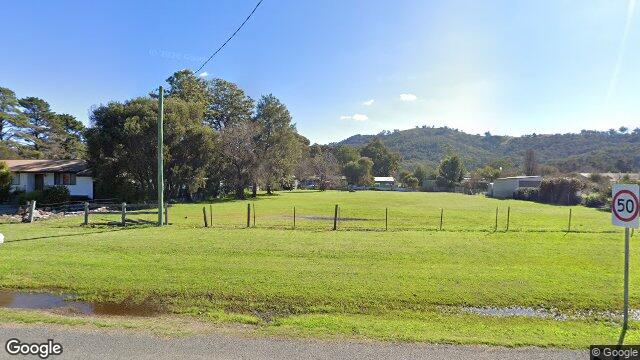 Street View near 33 NUNDLE RD